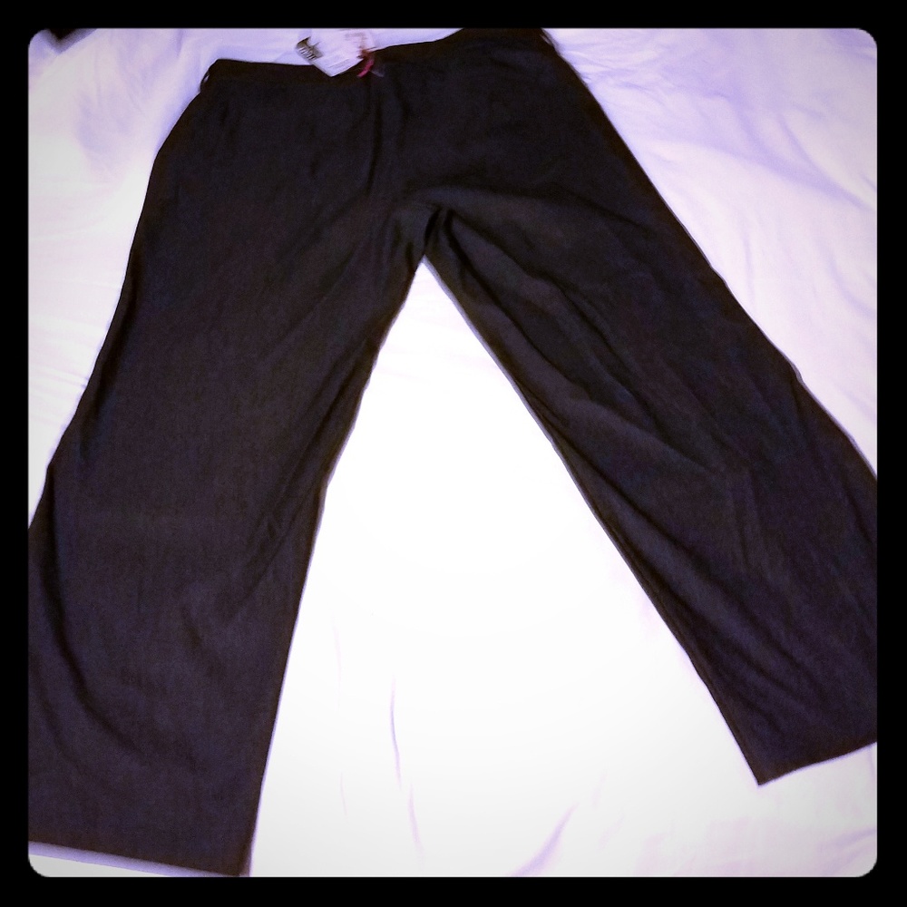 Women's Rub Red Bootcut size 22 pants